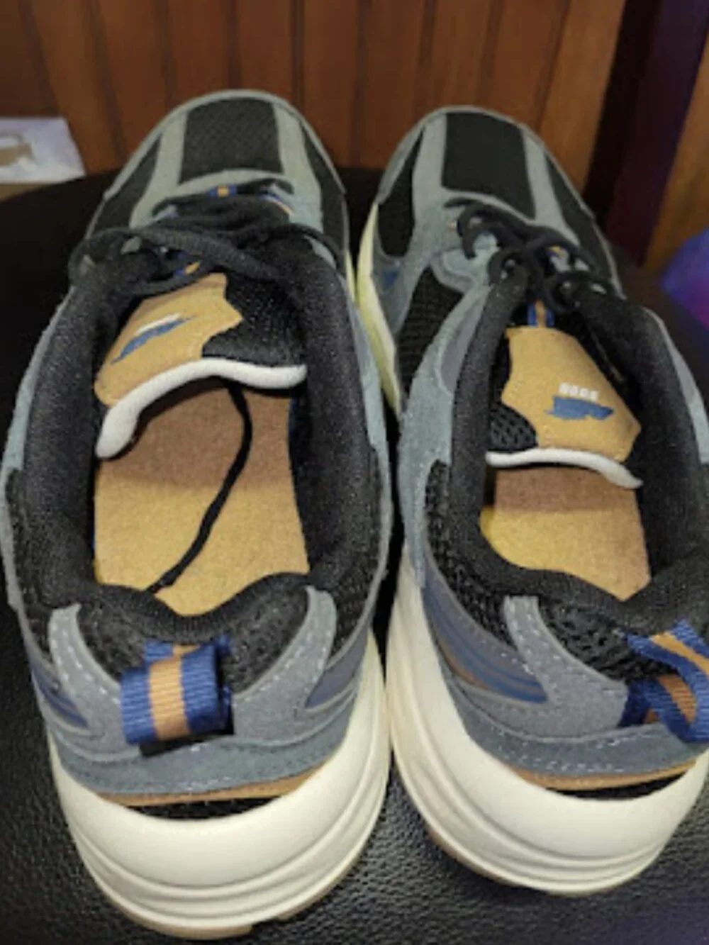 Avia Men’s Size 11 Gray Blue Athletic Running Sneakers NWOT